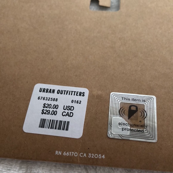 Urban outfitters faux fwp flower layering necklaces - Picture 5 of 8